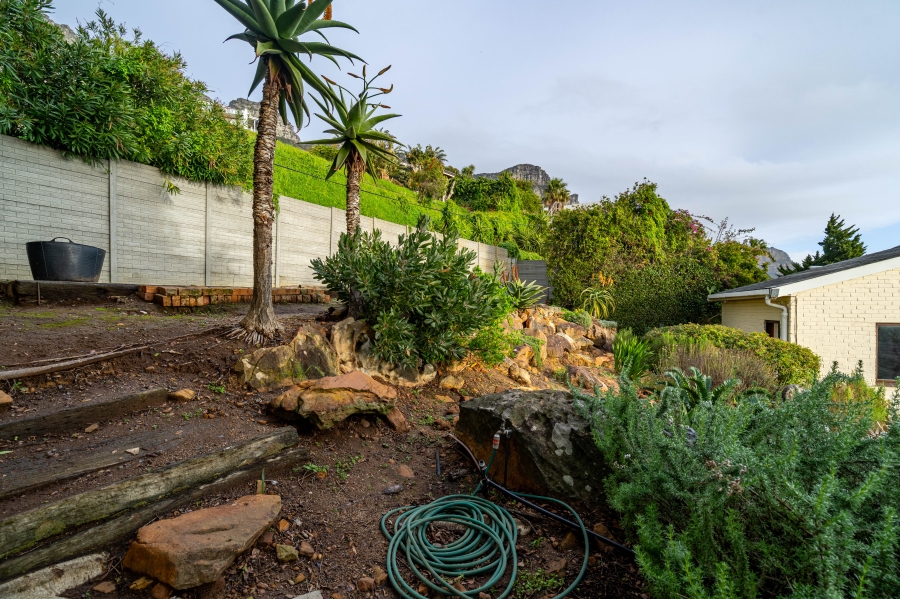 5 Bedroom Property for Sale in Camps Bay Western Cape